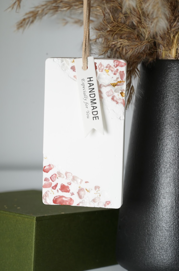 Rose Quartz Crystal Plaster Hanging Ornament - Essential Oil Diffuser