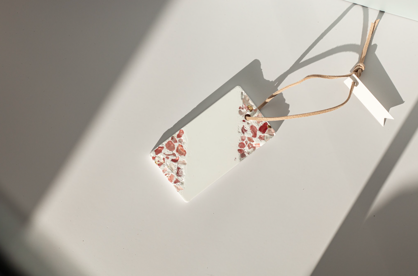 Rose Quartz Crystal Plaster Hanging Ornament - Essential Oil Diffuser