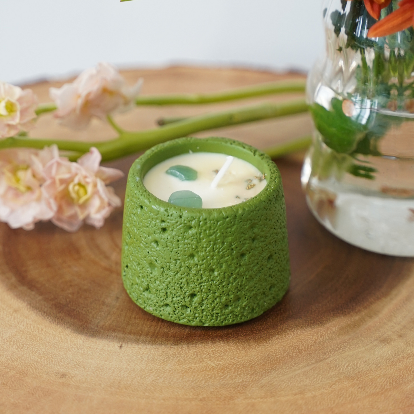 Heart Chakra Real Me Scented Green Quartz Crystal Candle