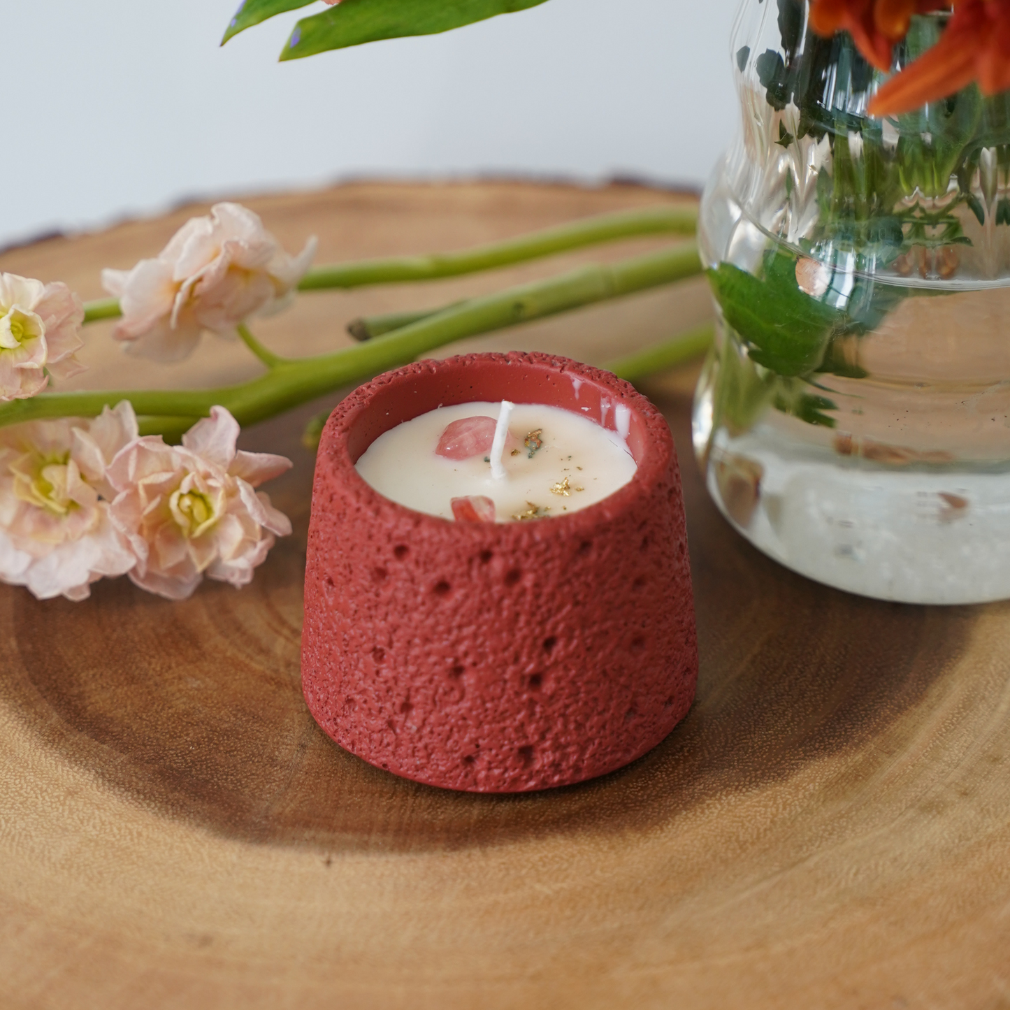 Root Chakra Tomato Scented Carnelian Crystal Candle