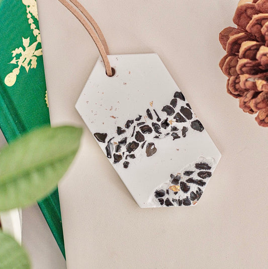 Black Obsidian Crystal Car Air Freshener Hanging Essential Oil Diffuser