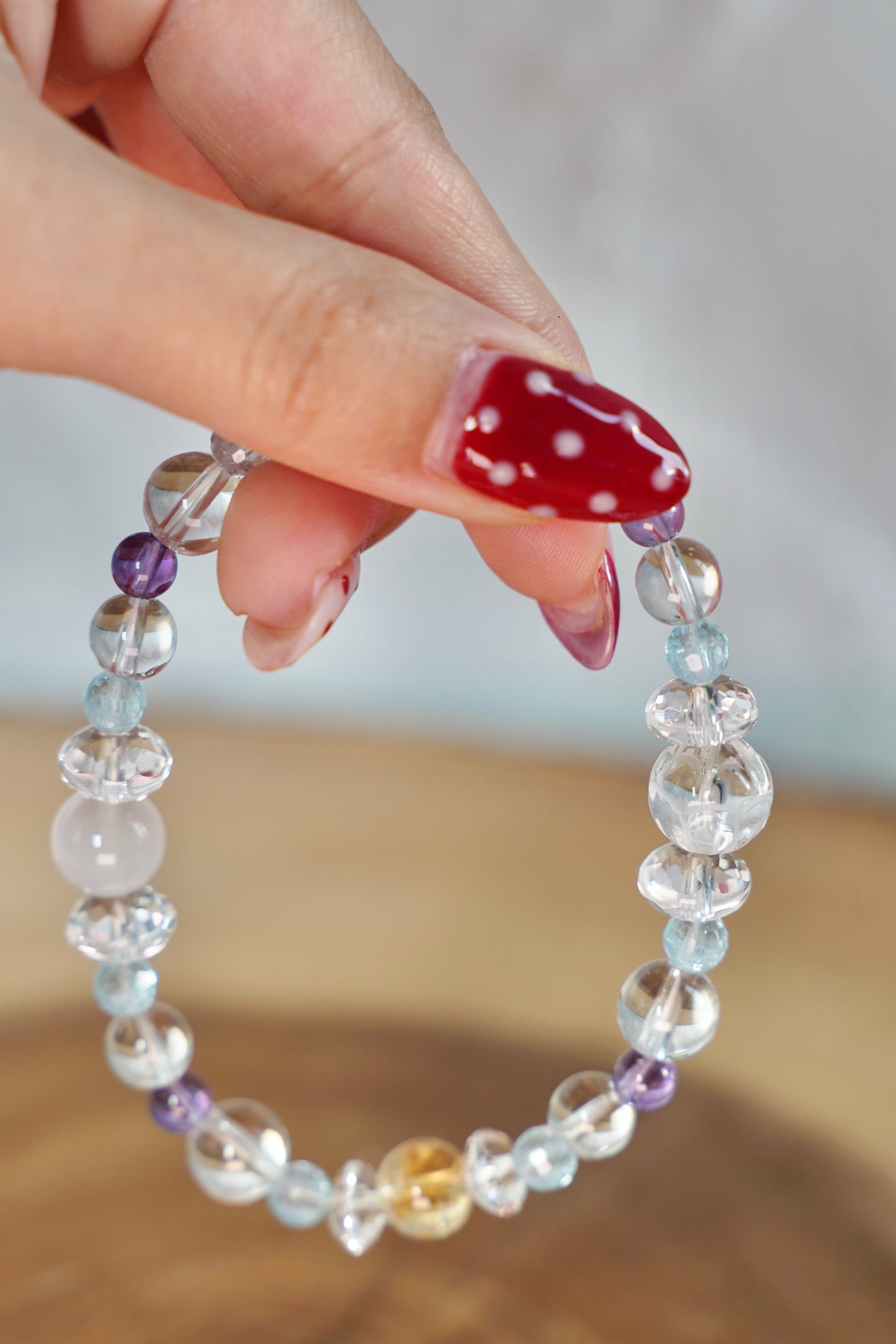 Natural Amethyst and White Quartz Bracelet – Healing Crystal Beaded Stretch Bracelet for Calm, Balance & Positive Energy