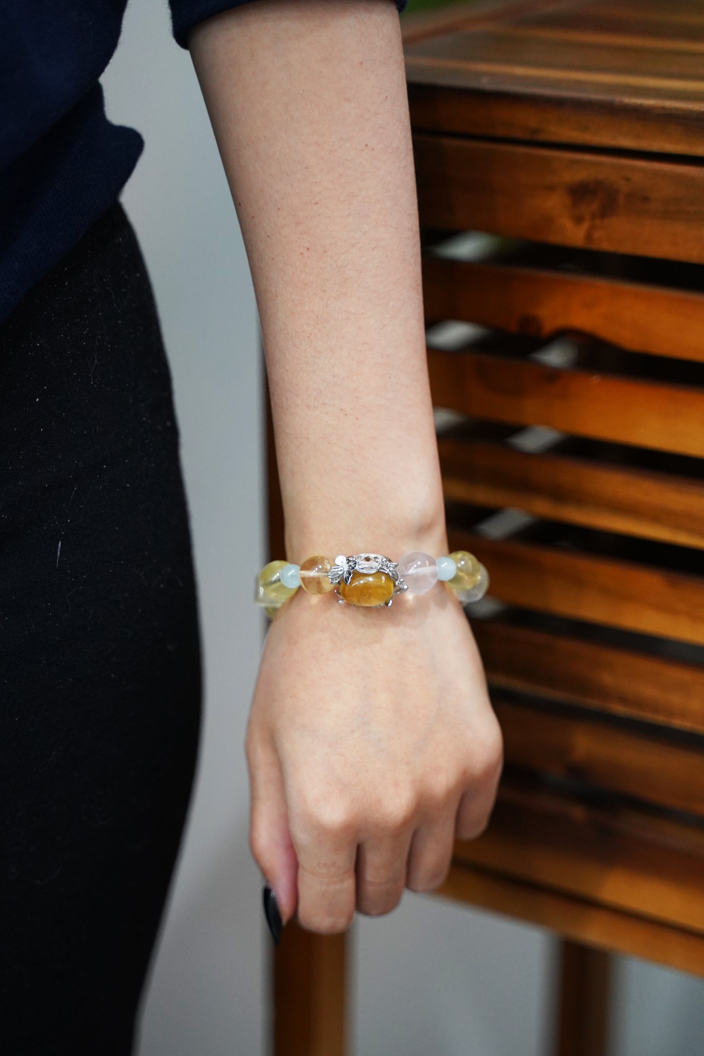Gold Lithium Mica Crystal Bracelet – Natural Healing Energy Crystal Jewelry for Women